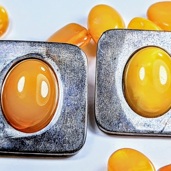 RARE Vintage Egg Yolk Amber Necklace and Sterling Earring Set. - Picture 10 of 11